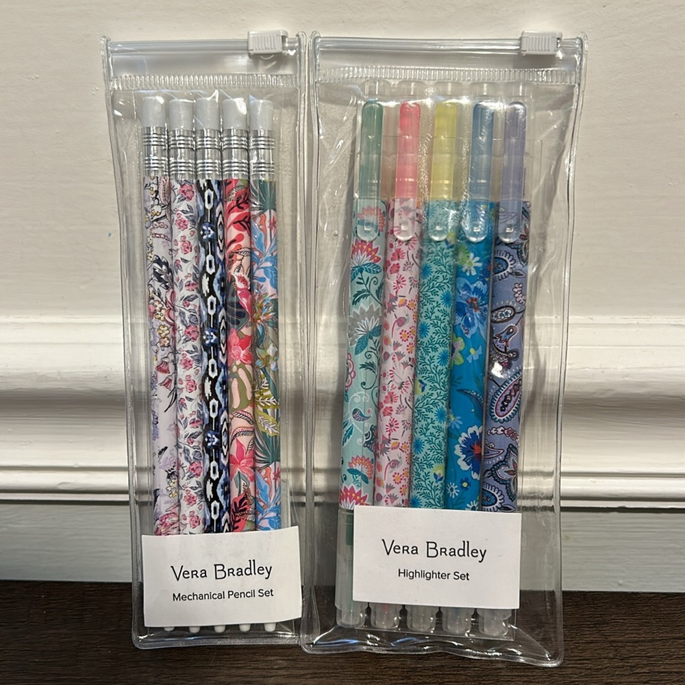 🎄5/$50 Gifts🎄 New! Vera Bradley Pencil Pouch, Highlighters, & Pencil Set - Picture 4 of 6
